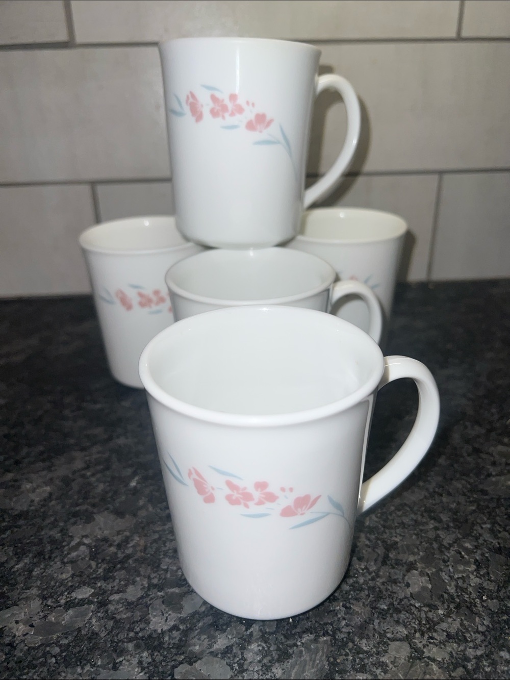 Corelle Silk Blossoms Mug with Pink Floral Design. Set of 5 exc condition
